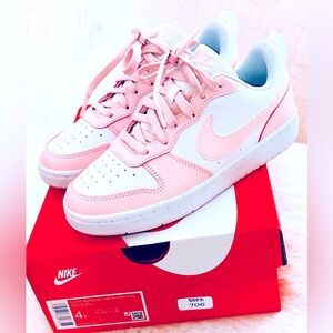 Nike Court Borough Low 2 SE